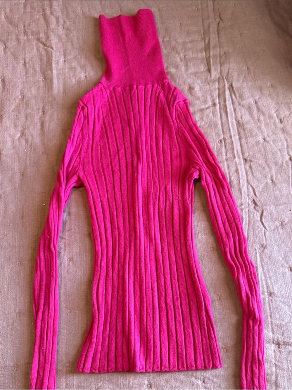 Women's Fuchsia Ribbed Turtleneck Sweater